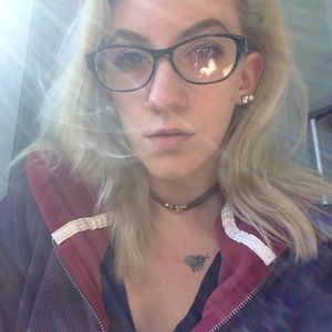 Meet your Posher, Brooke